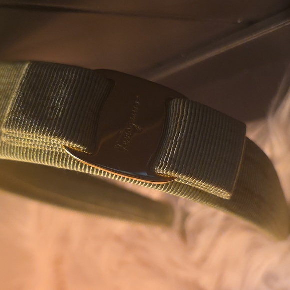 Salvatore Ferragamo Vara RibbonHeadband Hair Accessory - Picture 4 of 4